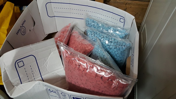 Ecstasy-Tabletten2[1]